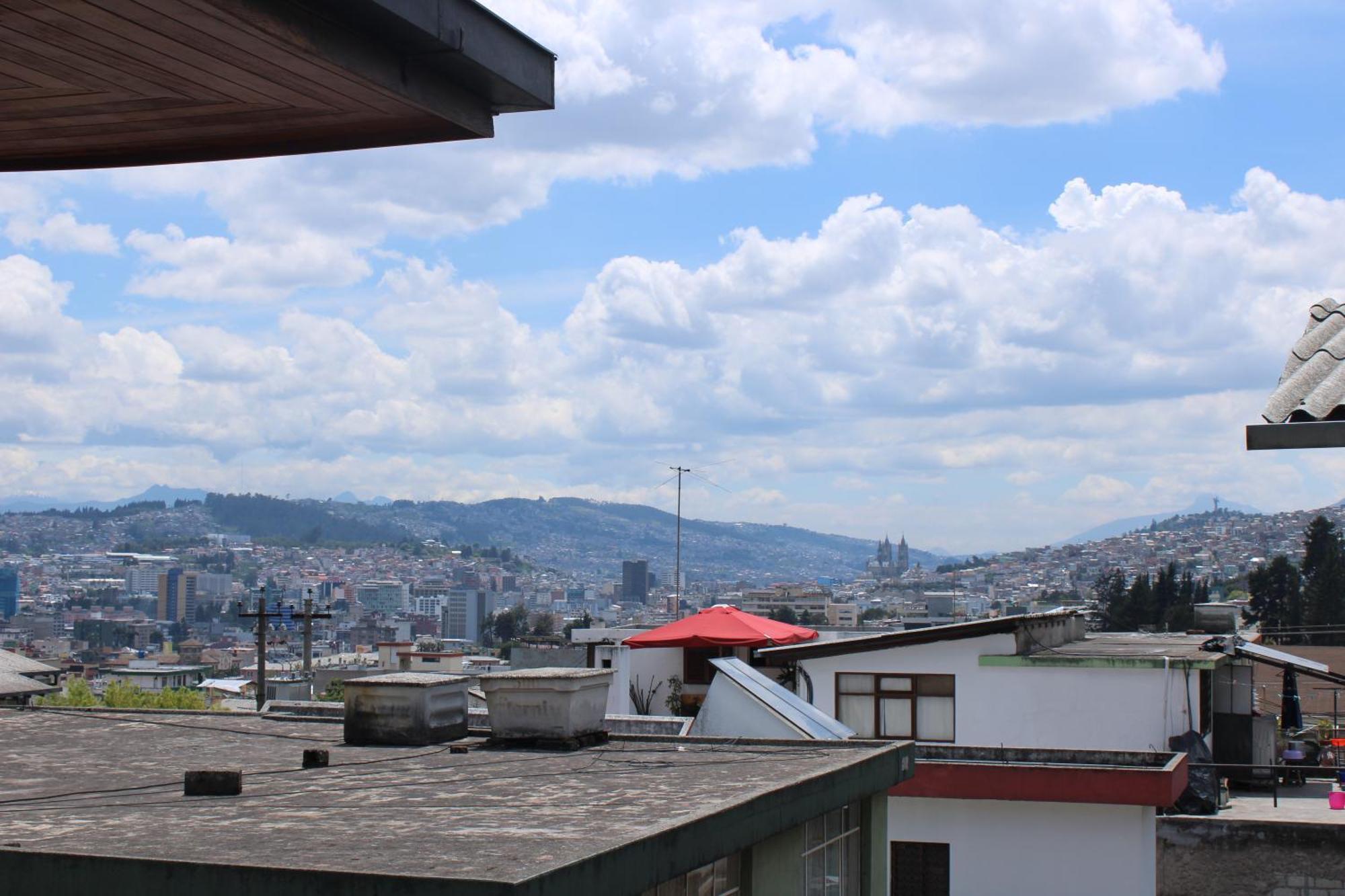 Casa De Tulia Apartment Quito Luaran gambar