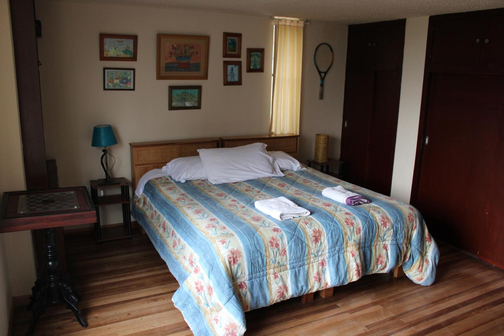 Casa De Tulia Apartment Quito Luaran gambar