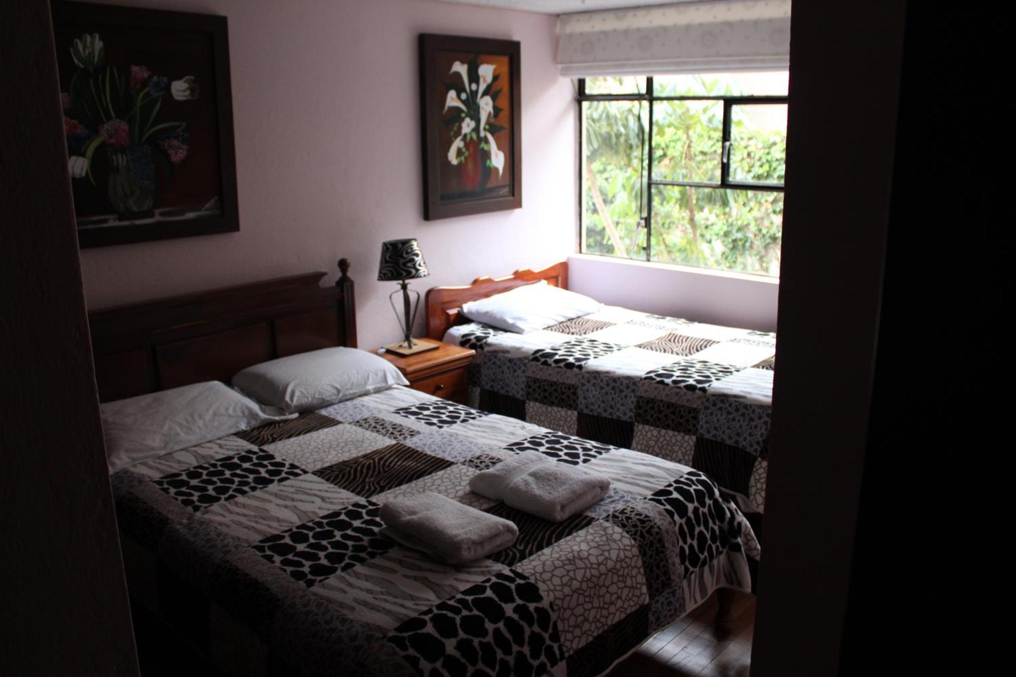 Casa De Tulia Apartment Quito Luaran gambar