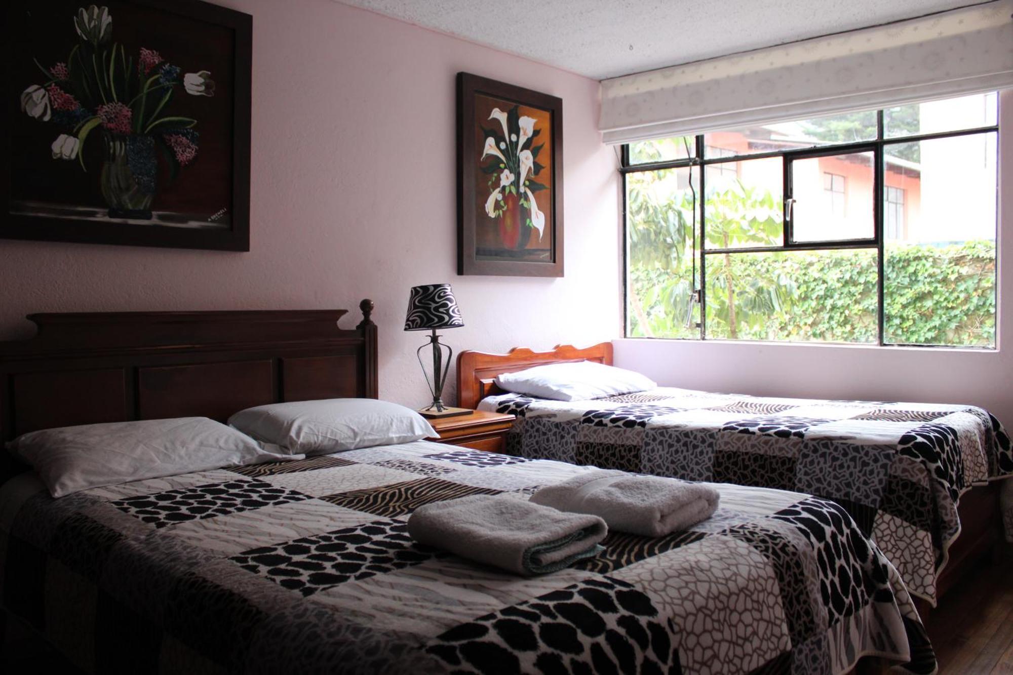 Casa De Tulia Apartment Quito Luaran gambar